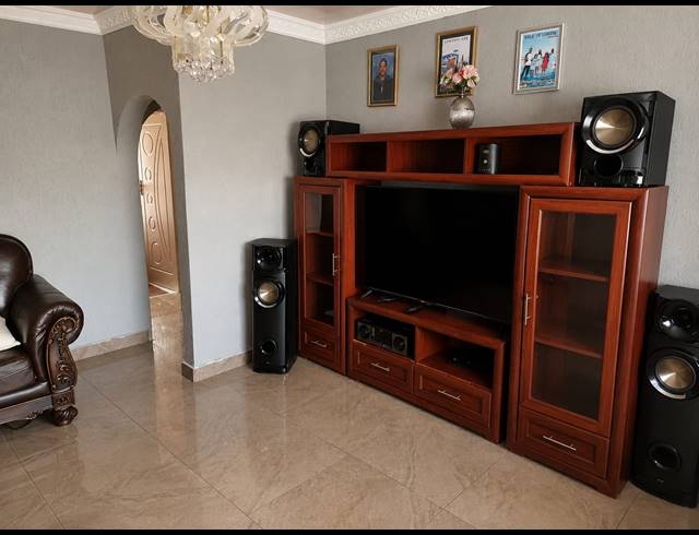 3 BEDROOM HOUSE FOR SALE IN EVATON WEST